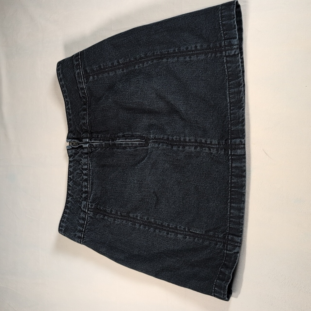 Free People Dark Wash Denim Skirt Size 6 - Picture 6 of 6
